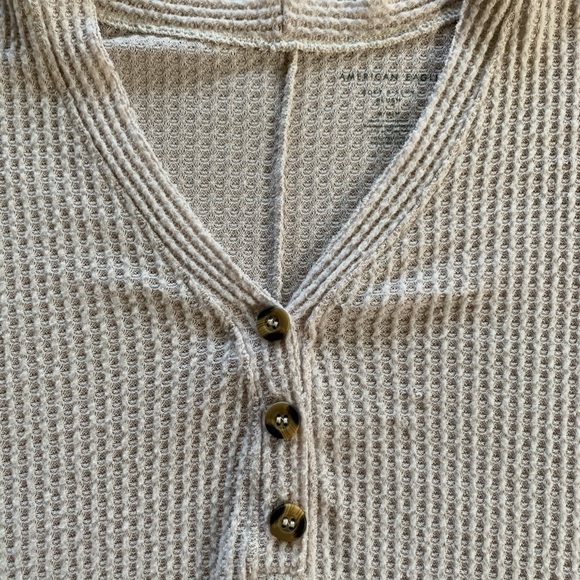 waffle knit button up sweater - Picture 2 of 5